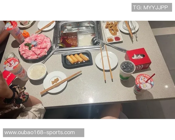 郭士强李昂美考察期间与杨瀚森共度火锅时光尽享欢乐歌声