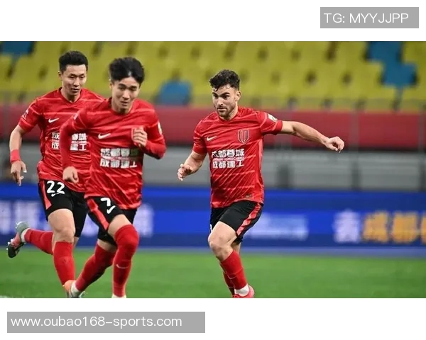 蓉城后卫李扬与海港俱乐部深入接触加盟事宜有望成行