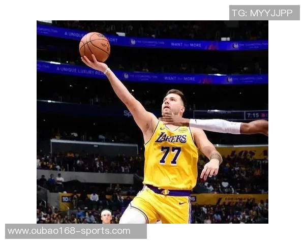 东契奇惊叹詹姆斯投篮表现仅失两球称其太疯狂了